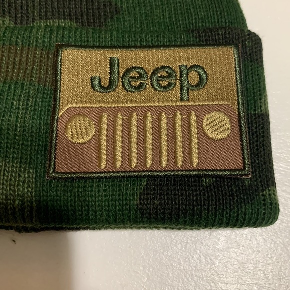 COPY - Unisex Jeep embroidered patch hat with black Pom Pom on new Camo print h… - Picture 2 of 4
